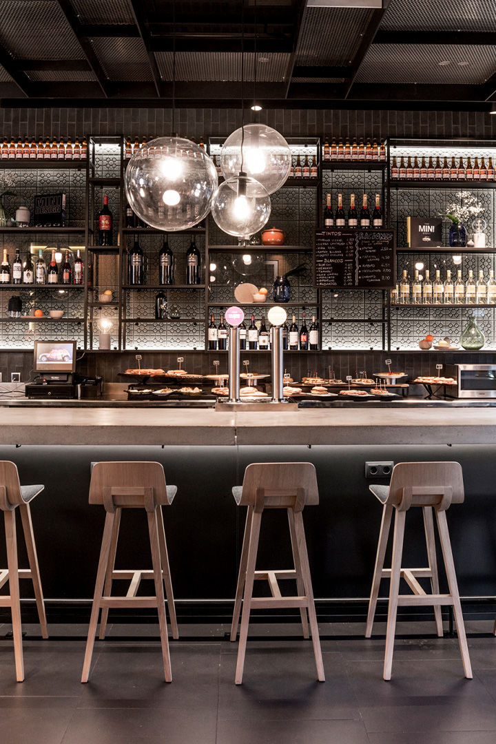 LIGANOVA | MINI | Brand Experience – MINI Bar Bilbao